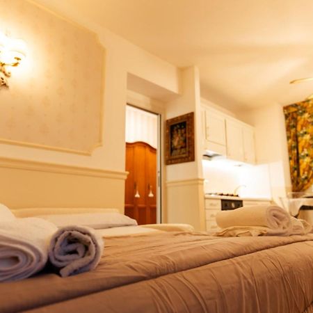 New Cozy Apartment - City Centre Lecco Kültér fotó