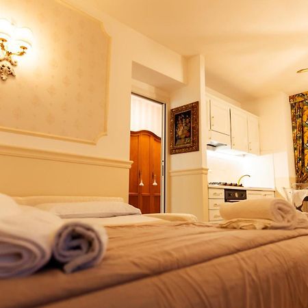 New Cozy Apartment - City Centre Lecco Kültér fotó
