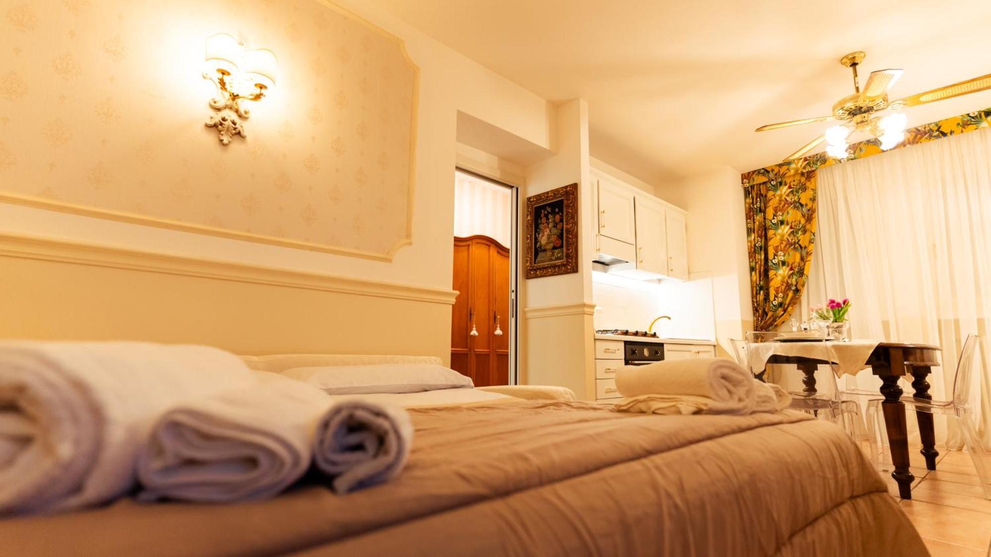 New Cozy Apartment - City Centre Lecco Kültér fotó