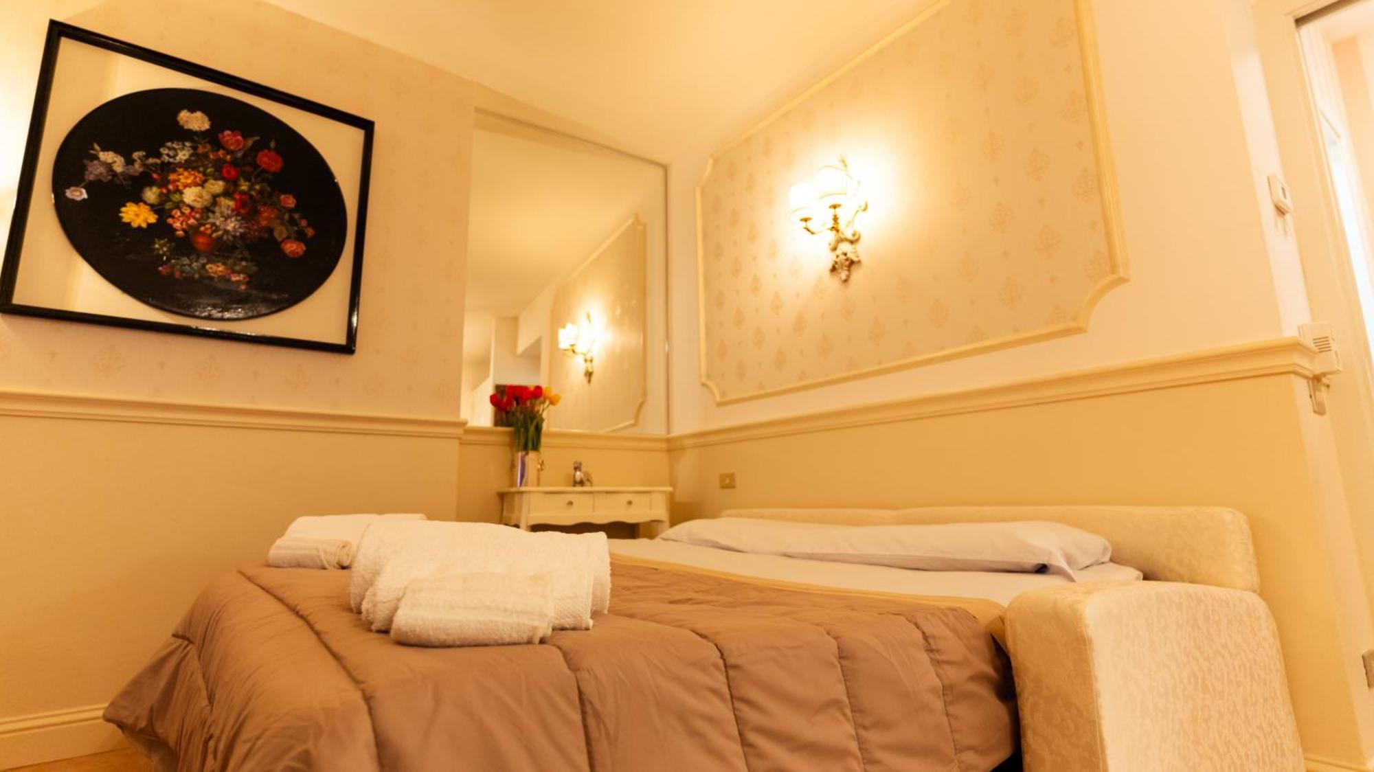 New Cozy Apartment - City Centre Lecco Kültér fotó